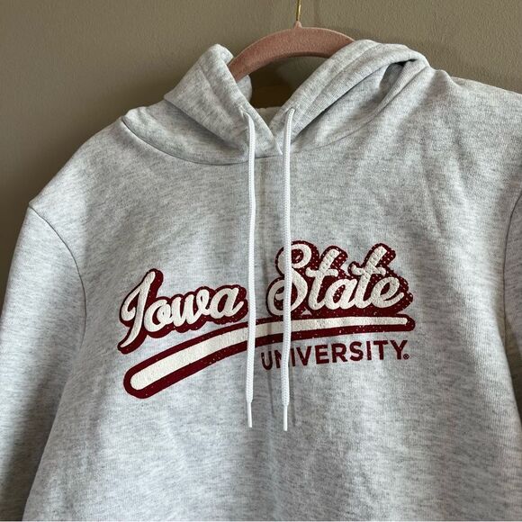 ✨ League Gray Iowa State Cropped Hoodie Medium - Picture 2 of 9